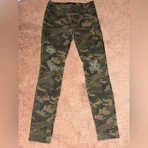 Judy Blue Women's Skinny Camo Jeans in Olive Green